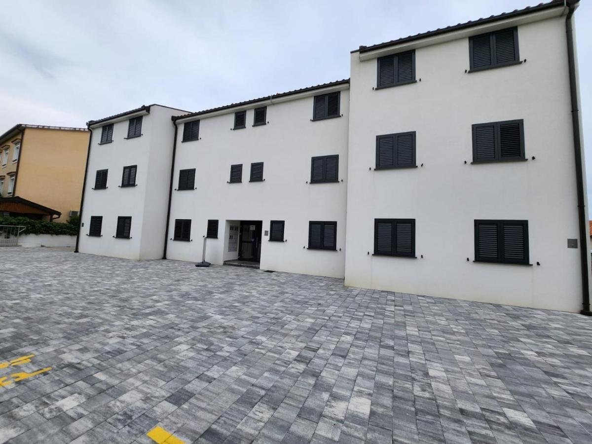 Apartmani M&L I M&J マリンスカ エクステリア 写真